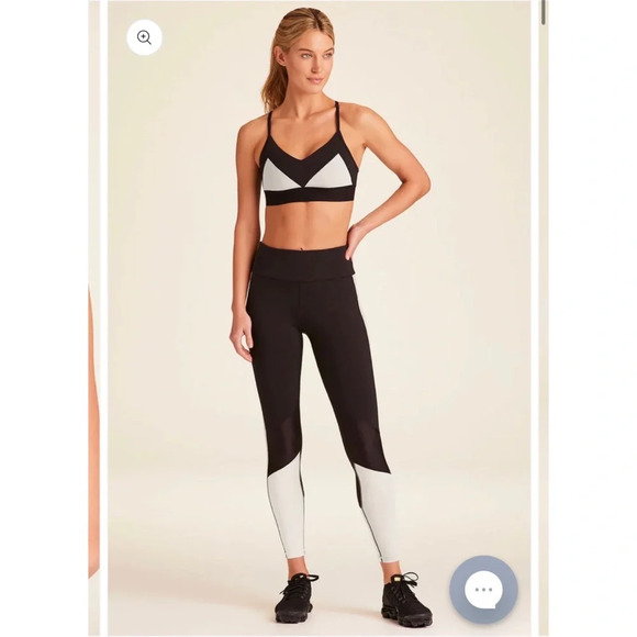 $230 Alala Matching Set: Reef Leggings + Reef Bra Small Black + White - Picture 3 of 16